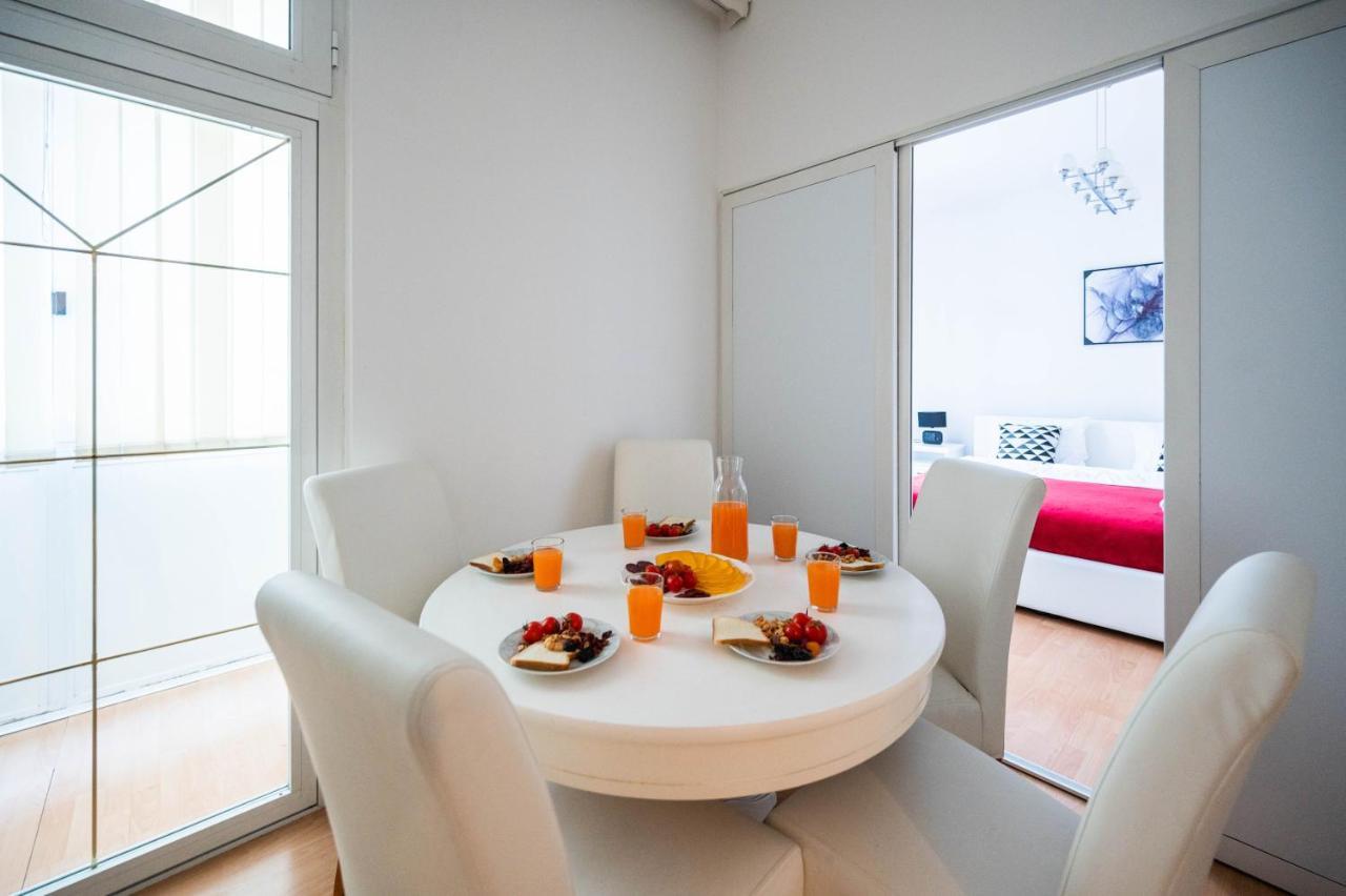 Bright And Modern 1Bdr Apartment In The Center Сараево Экстерьер фото