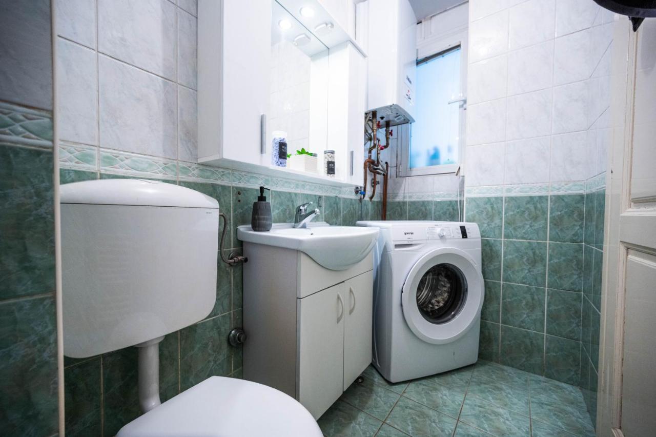 Bright And Modern 1Bdr Apartment In The Center Сараево Экстерьер фото